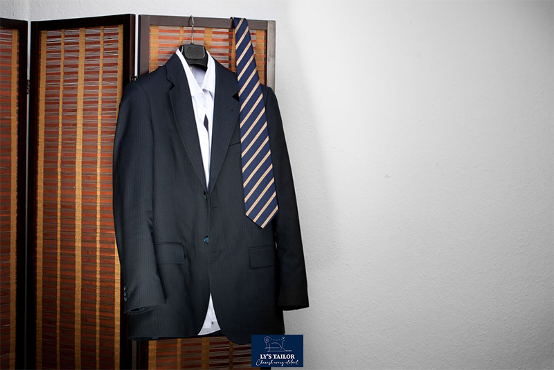 Cách phối áo vest đen & 6 loại vest đen phổ biến nhất 37 Cách phối áo vest đen & 6 loại vest đen phổ biến nhất