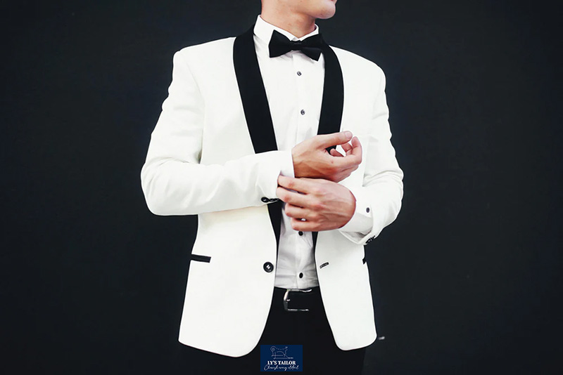 Bộ vest tuxedo là gì? Tìm hiểu cách mặc Tuxedo vest chuẩn chỉnh 22 Bộ vest tuxedo là gì? Tìm hiểu cách mặc Tuxedo vest chuẩn chỉnh