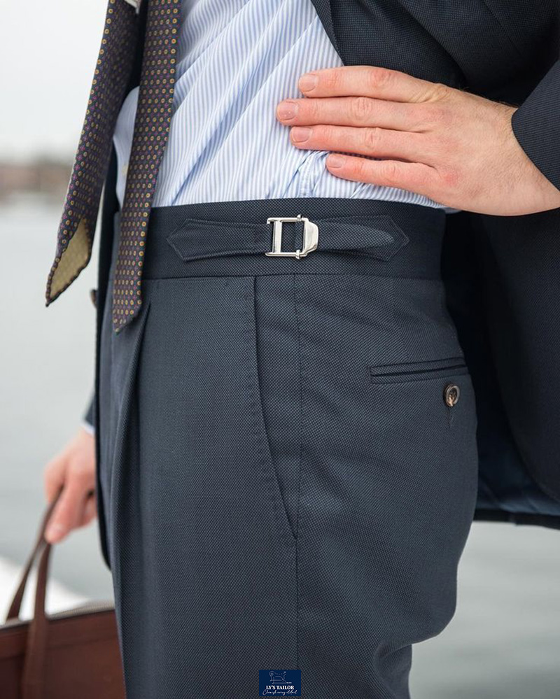 Hướng dẫn cách mặc vest đẹp cho nam lịch lãm 23 Hướng dẫn cách mặc vest đẹp cho nam lịch lãm