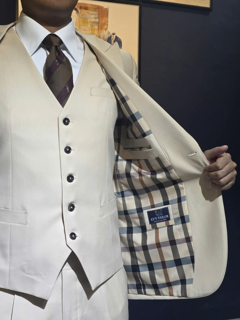 Hình ảnh thực tế tại LYS Tailor
