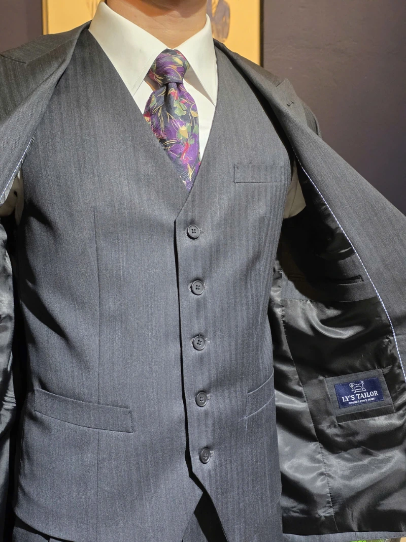Hình ảnh thực tế tại LYS Tailor