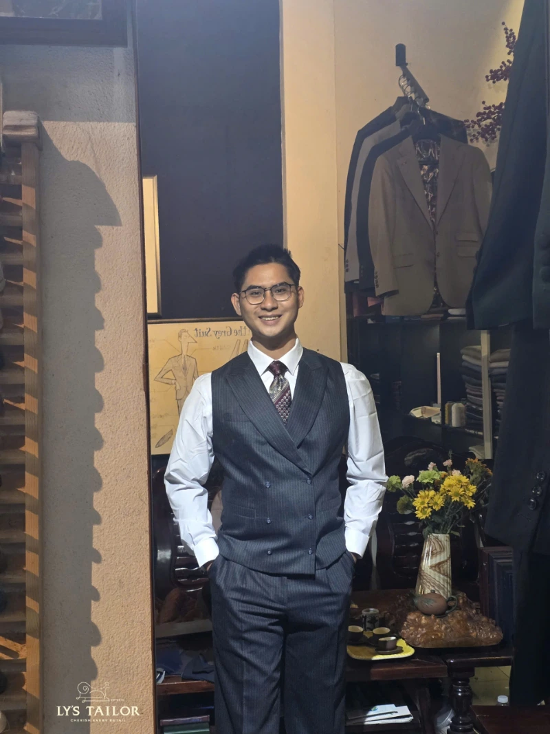 Hình ảnh thực tế tại LYS Tailor