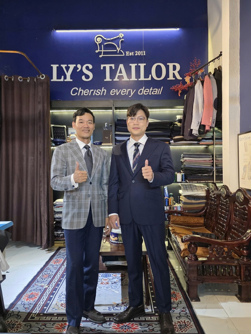 Hình ảnh thực tế tại LYS Tailor