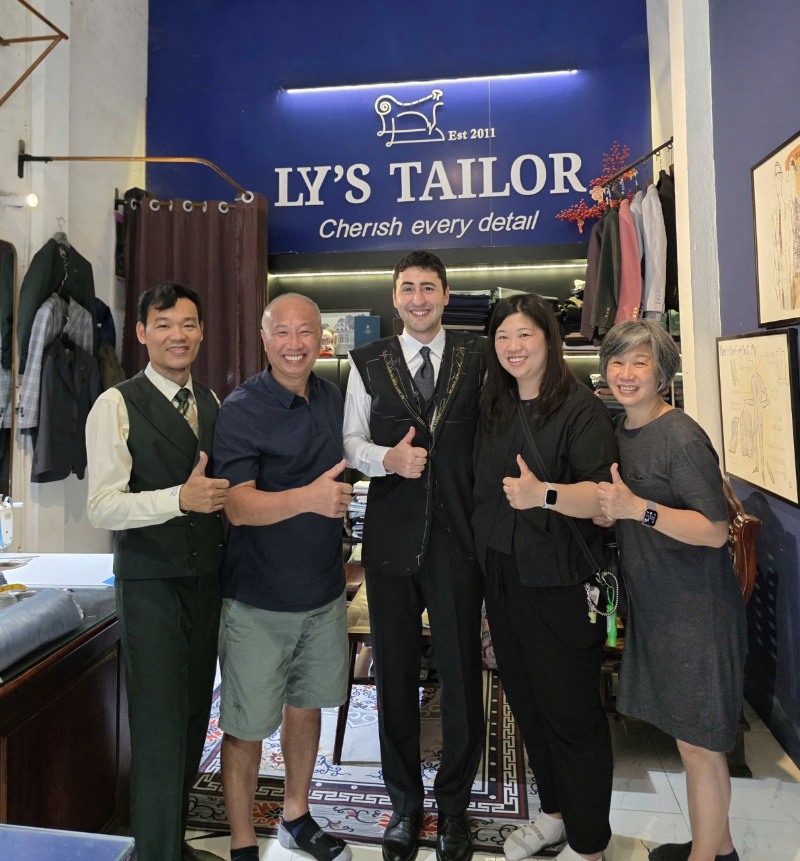 Hình ảnh thực tế tại LYS Tailor