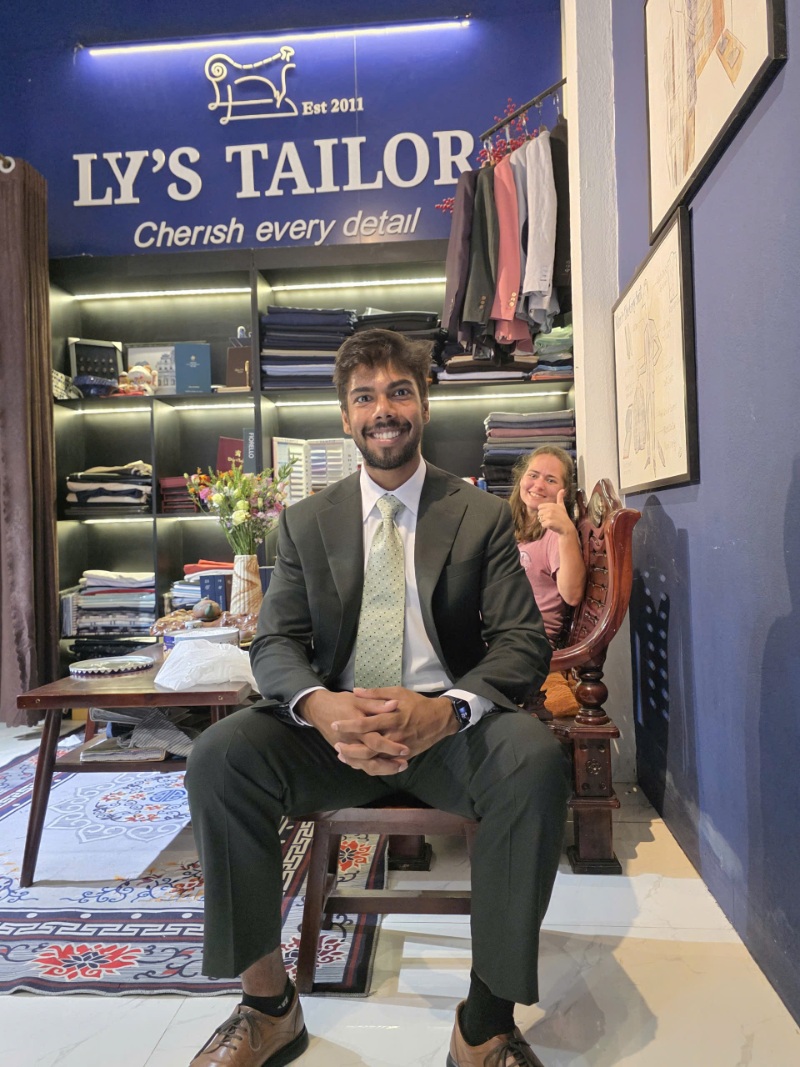 Hình ảnh thực tế tại LYS Tailor